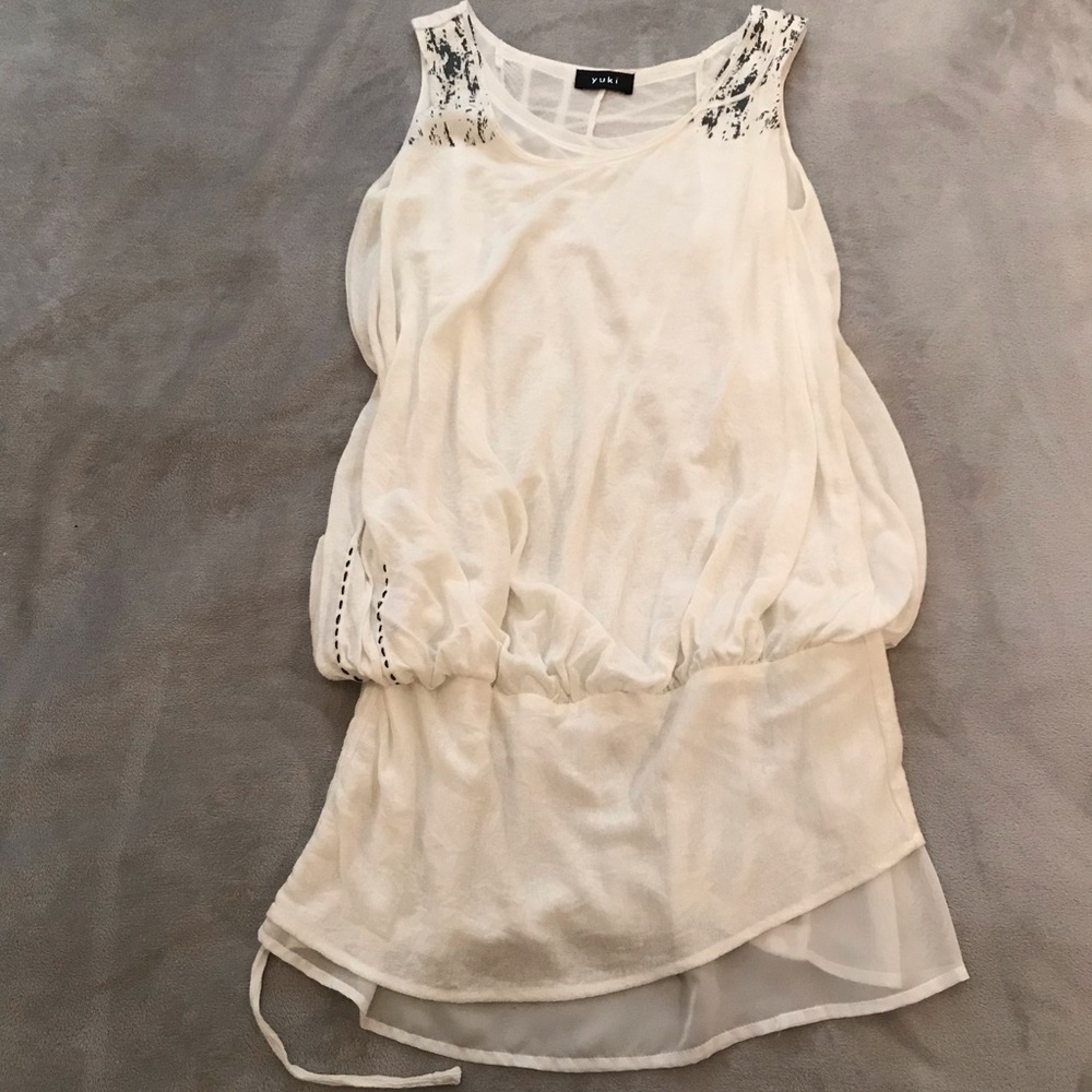 Yuki sheer long blouse 💖